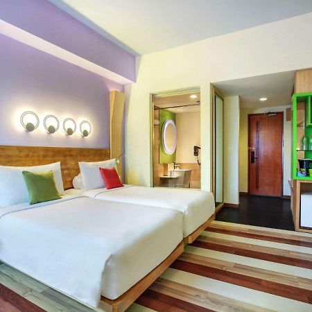 Hotel Ibis Styles Yogyakarta Exterior foto